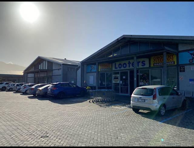 141M² RETAIL TO LET IN TOKAI